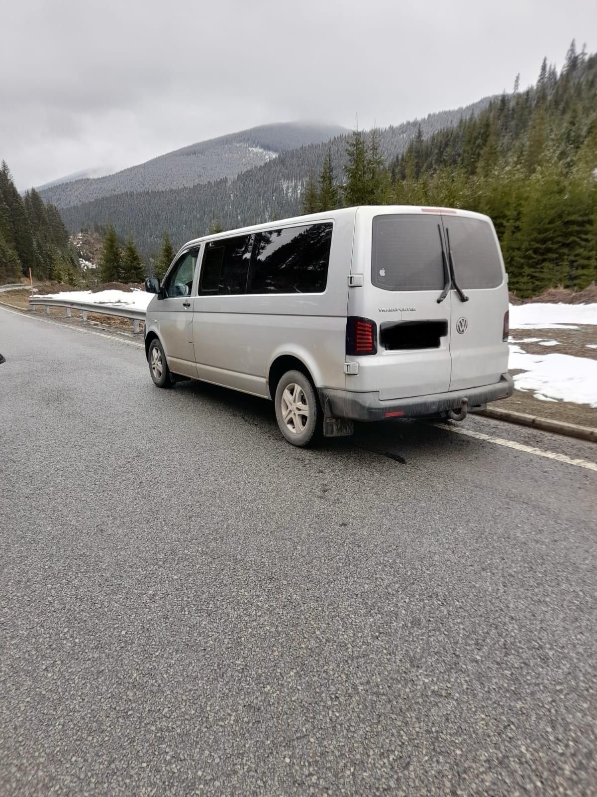 Vând Wolkswagen Caravelle