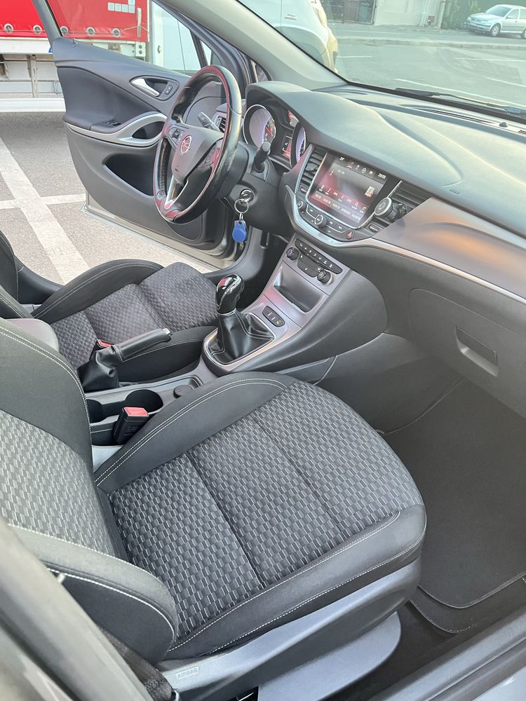 Opel Astra K Sports Tourer 1.6 CDTI 136 CP – 2017