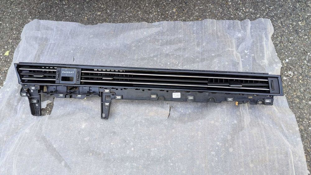 Grila Ventilatie Bord Volkswagen VW Passat B8 - 2021