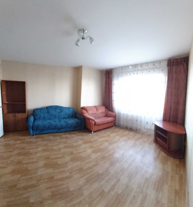 Продам 2-комн квартиру в новостройке 2009г