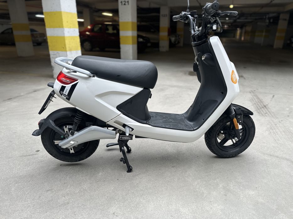 Scuter electric Alegra motor Bosch 2021 55km range