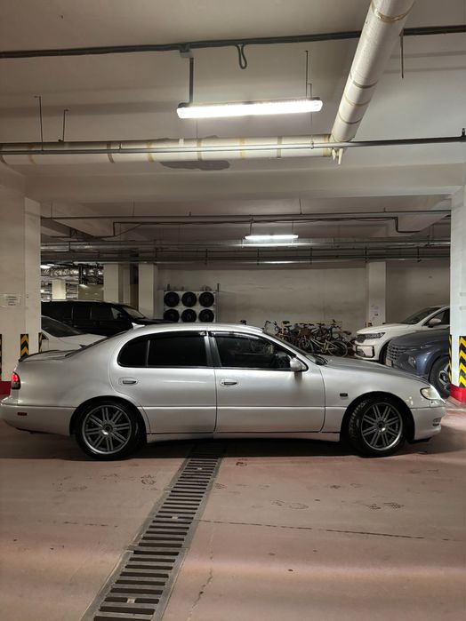 Комплект диск на р18 летняя резина