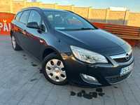 Opel Astra J 2012