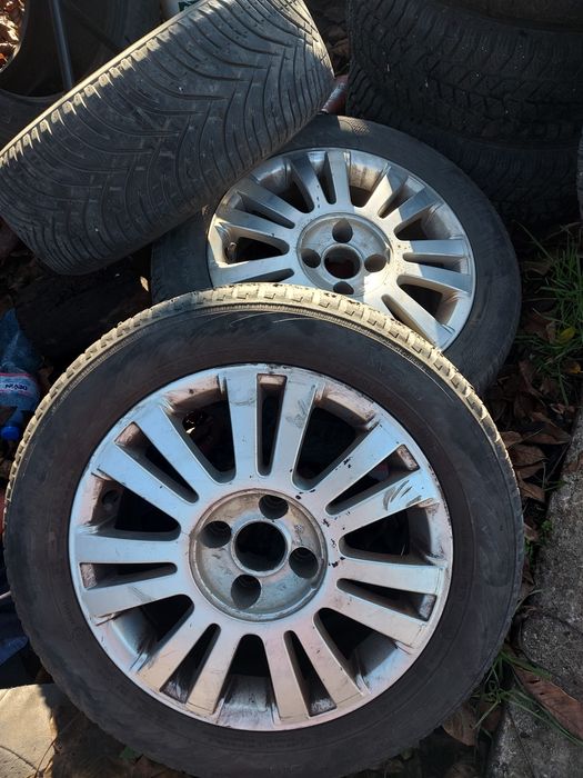 16-ки 4x108 за Ситроен,Пежо и Форд. цен.отвор 65,1мм ет.26