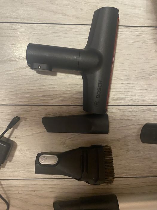 Aspirator vertical Bosch Unlimited 7 ProHygienic Aqua BCS71HYG1