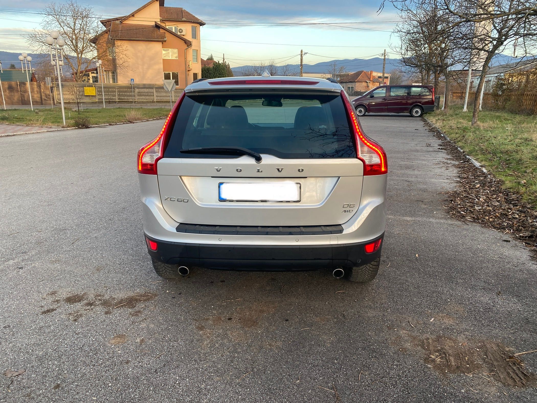 Vand Volvo XC60. 2011  205CP D5