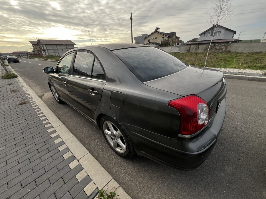 Toyota Avensis T25 2.2D 2007