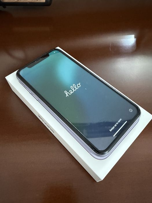 Продам iPhone 11