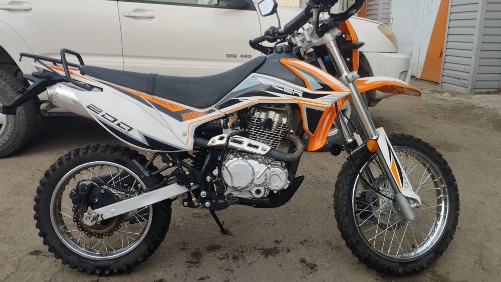 Продам мотоцикл Racer ENDURO 200