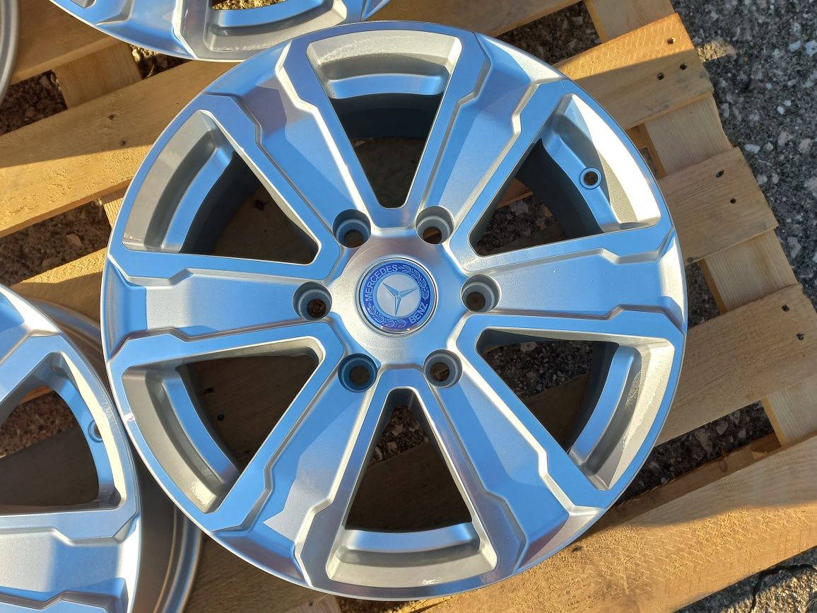 16  Мерцедес Sprinter VW Crafter 6x130 7j et45 84.1 Чисто Нови.5200кг!