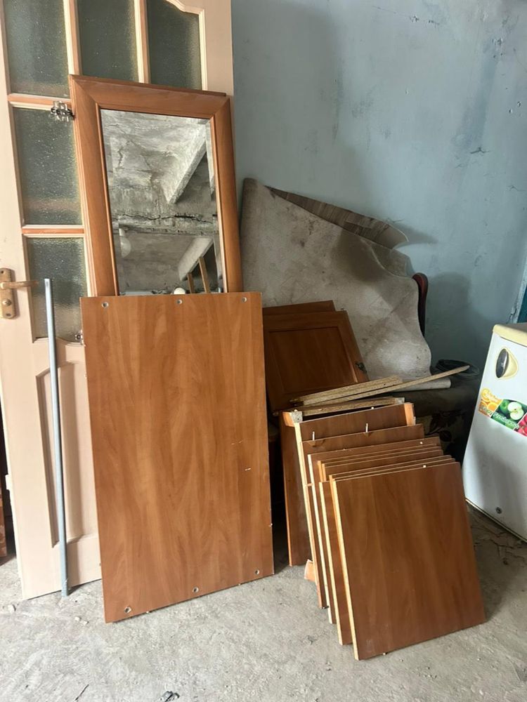 Продаю Шкаф и камод
