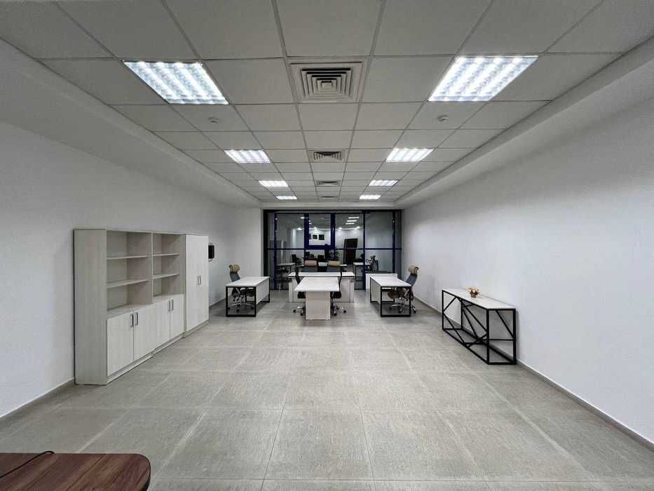 Сдаётся коммерческое помещение 200м², БЦ, 1 линия, Айбек, 24/7