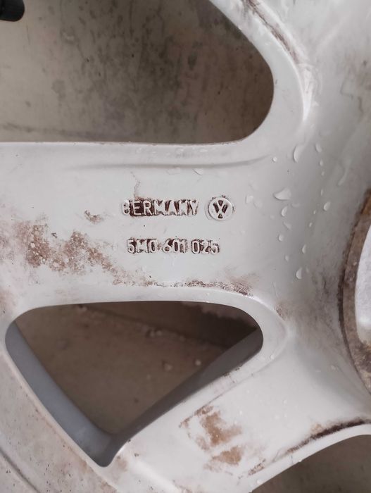 Продавам джанти за vw