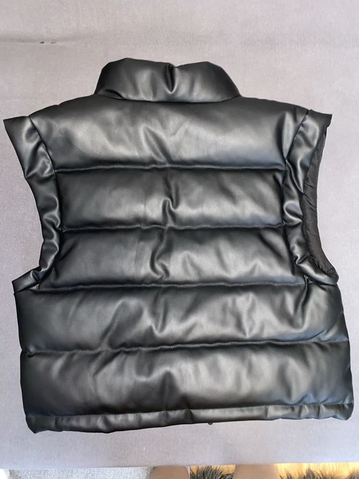 Vesta Collin s nou nout fara eticheta