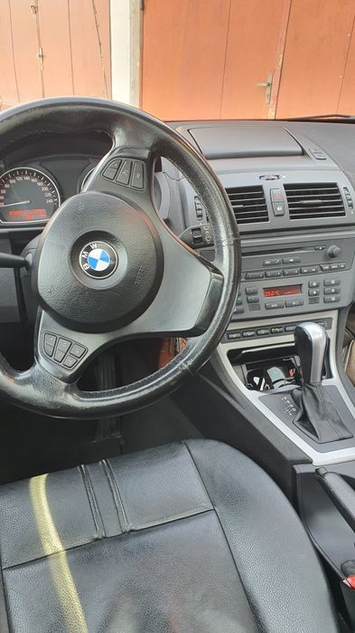 BMW X3 E83  3.0D 218кс