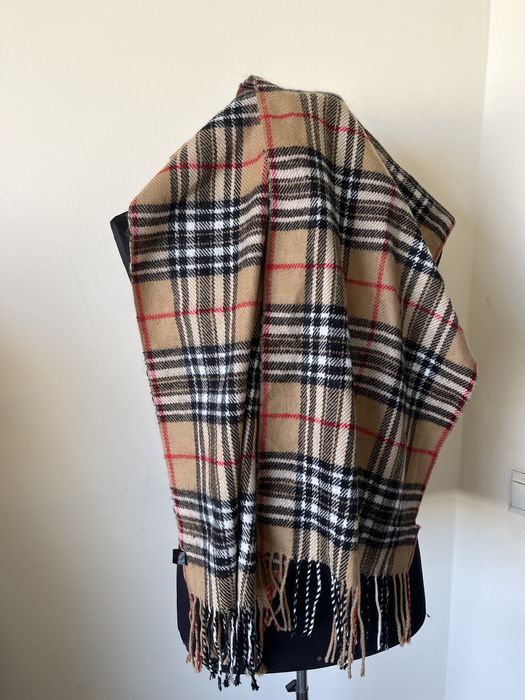Fular Burberry print , 100% lână