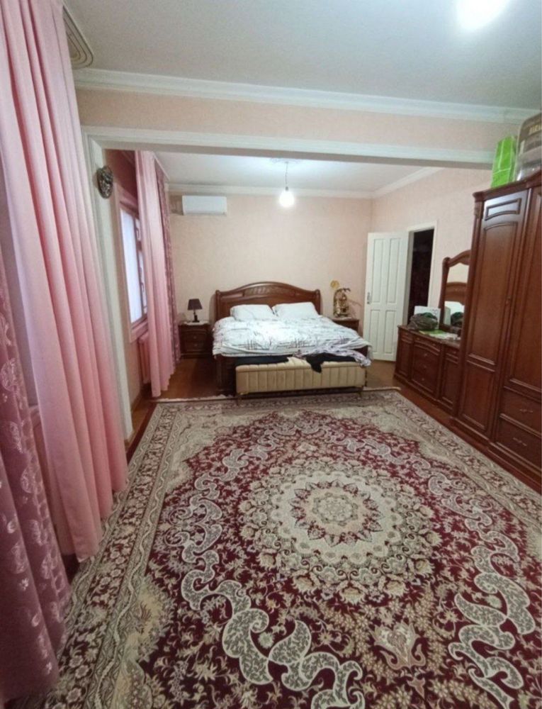 Продаётся Квартира Чиланзар Ц 4/4/9 Банковский дом. Площадь 176м2