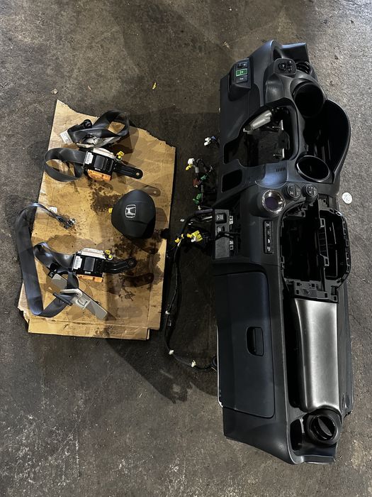 Табло с airbag и колани Honda Jazz 2008г-2015г