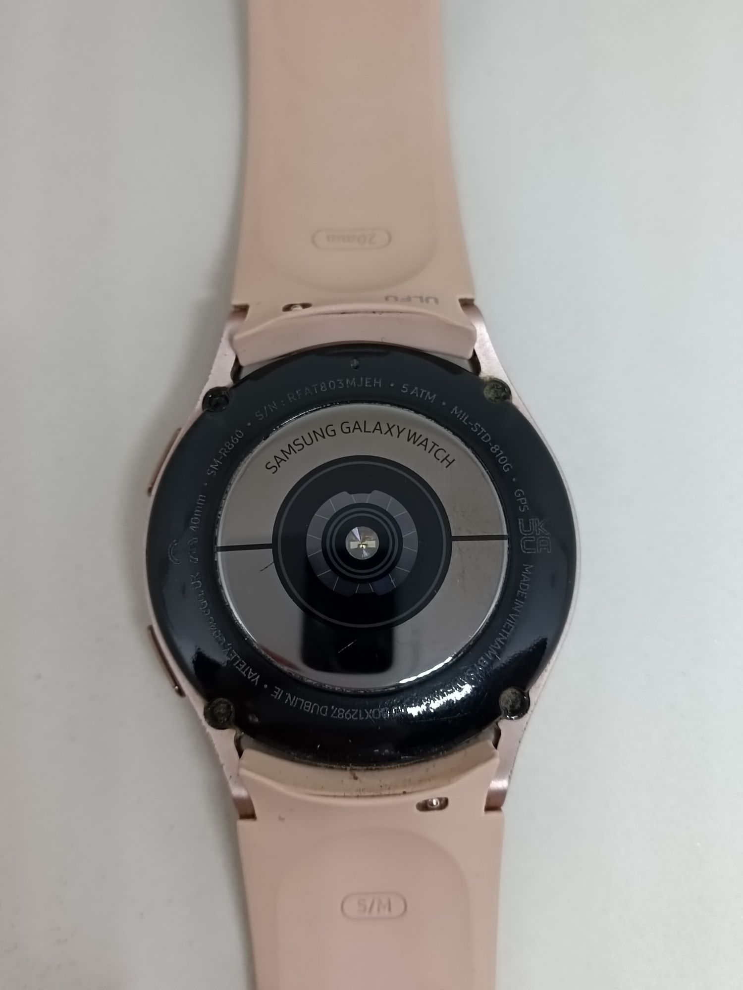 Смарт часовник SAMSUNG Watch 4 / 40mm