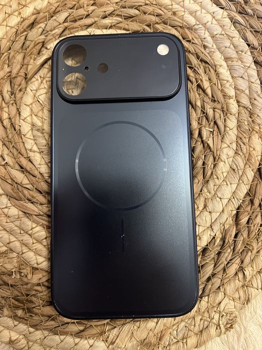 Кейс за ipfhone 16plus Mag Safe