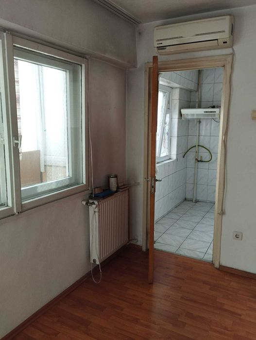 Garsoniera  de vanzare - ideala pentru locuit