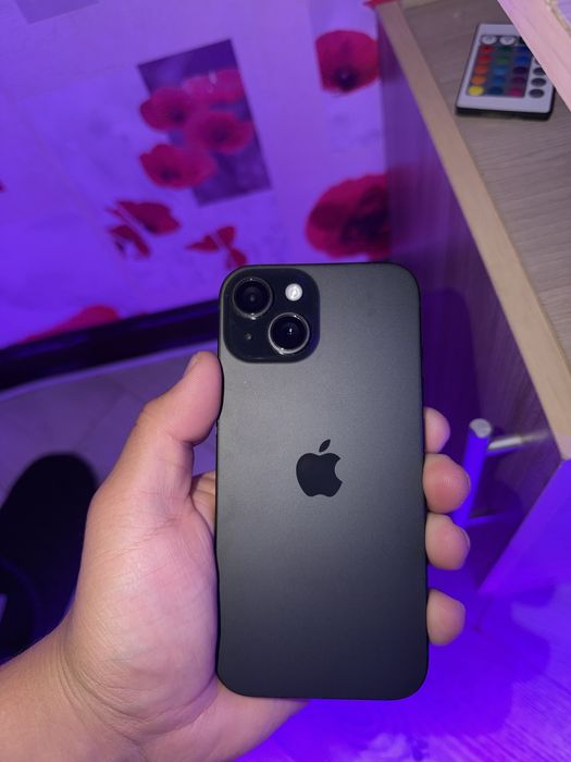 Продается айфон 15 128gb