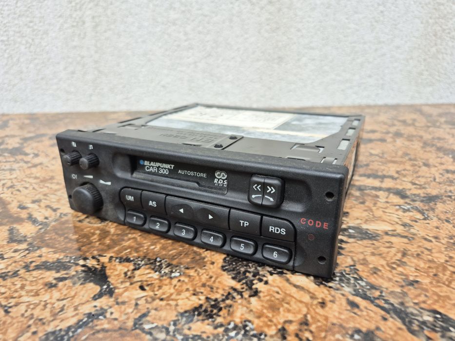 Vând casetofon auto marca Blaupunkt model Car 300 RDS