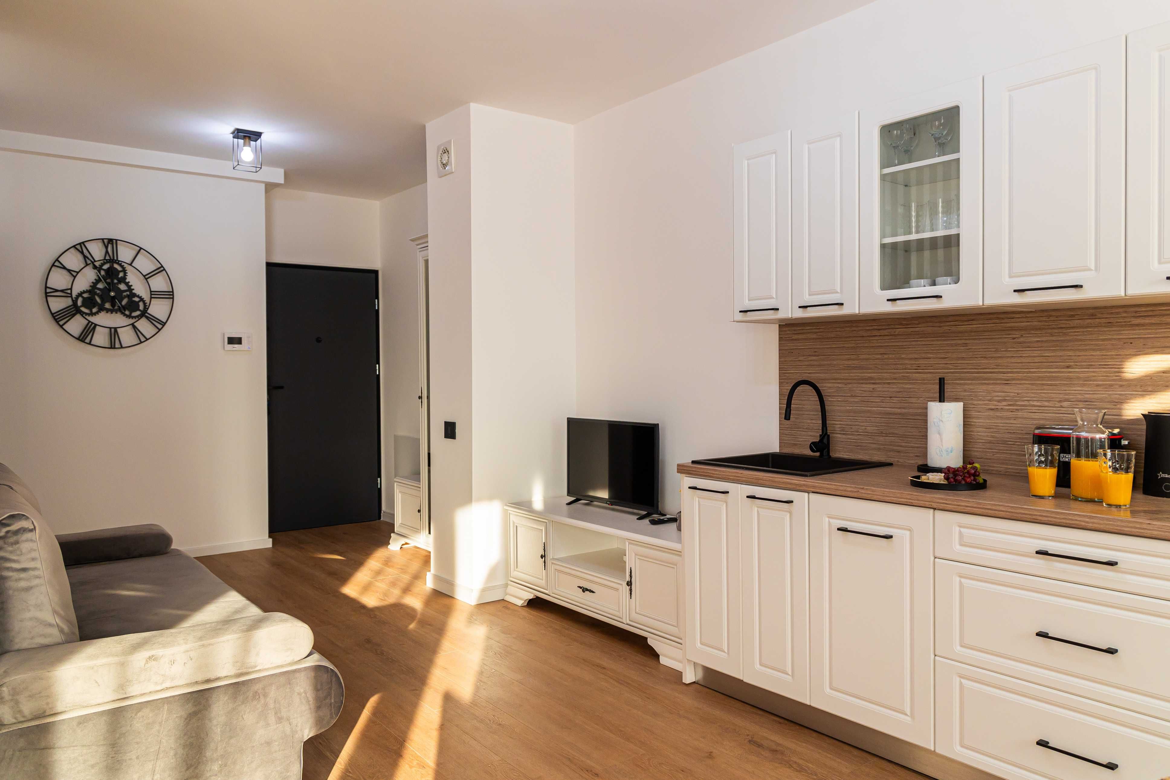 PF inchiriez studio ( 42 mp )+ parcare_Complex Liberty Cluj