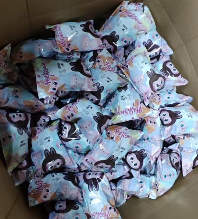 LaBubu, магическо плюшено създание. LaBubu ИЗНЕНАДА