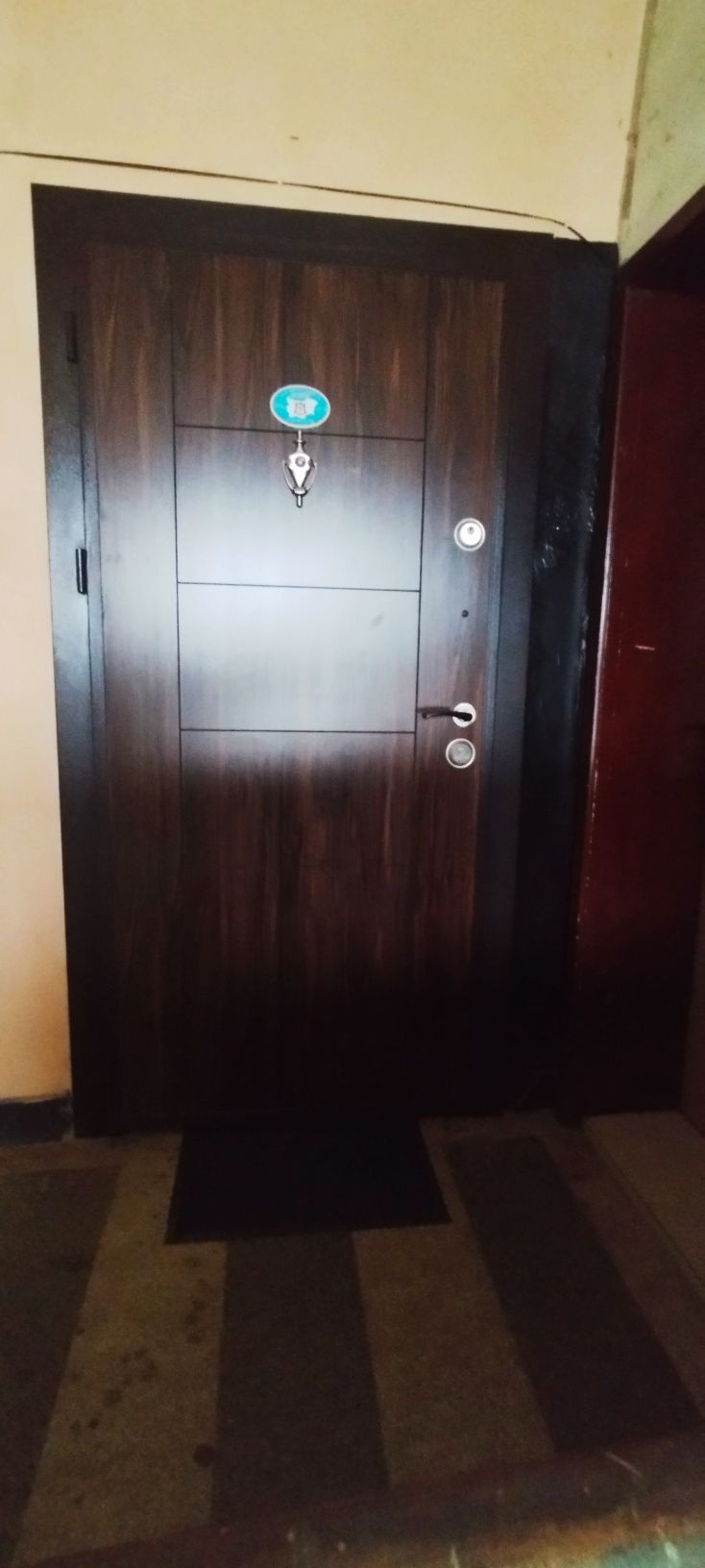 Продава се двустаен апартамент в кв. Могиличе, гр.Перник
