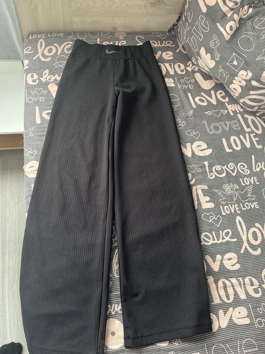 Панталон с висока талия размер М