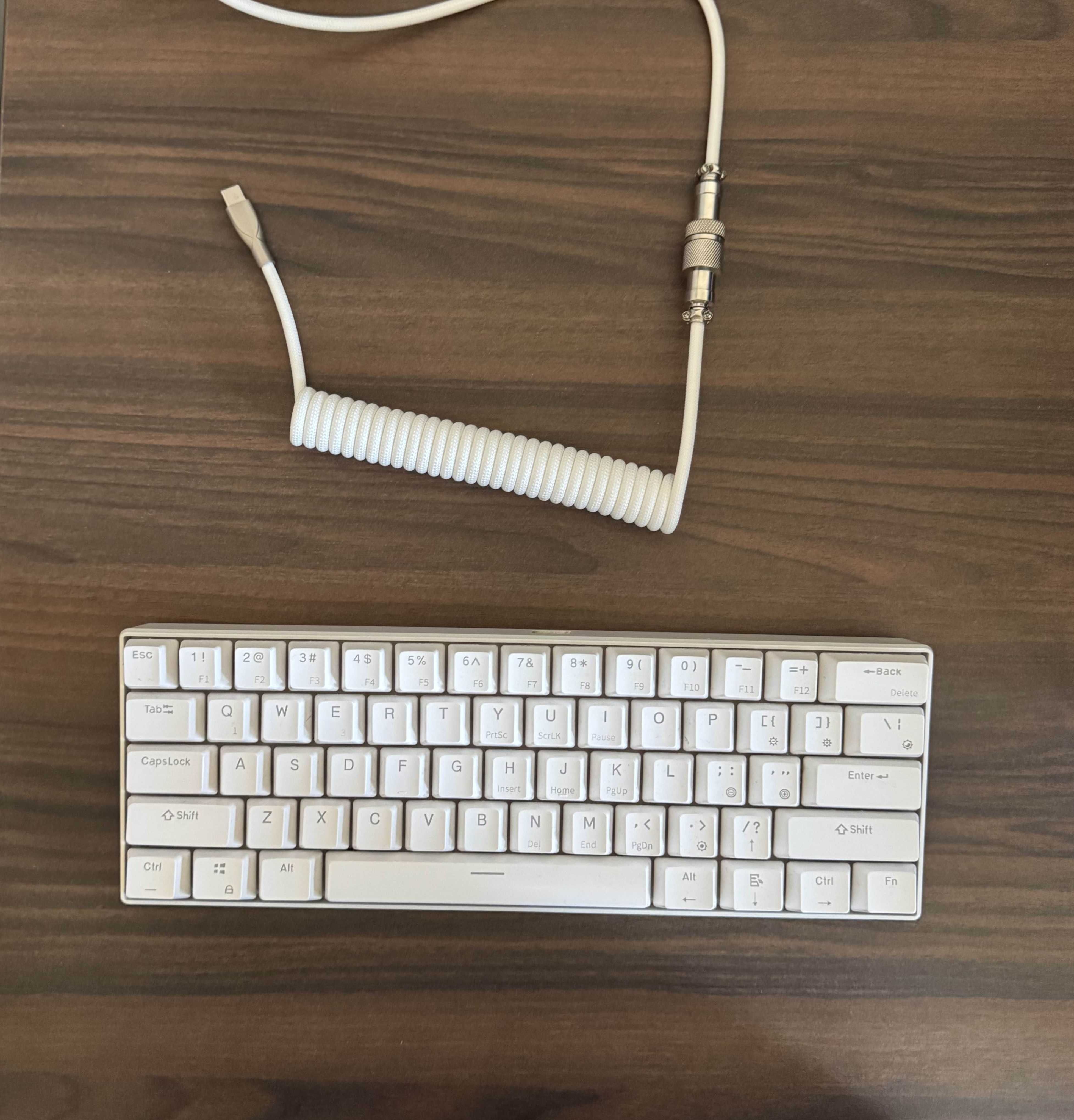 RK 61 Gaming Keyboard + Custom Braded Cable (CherryMX red switches)