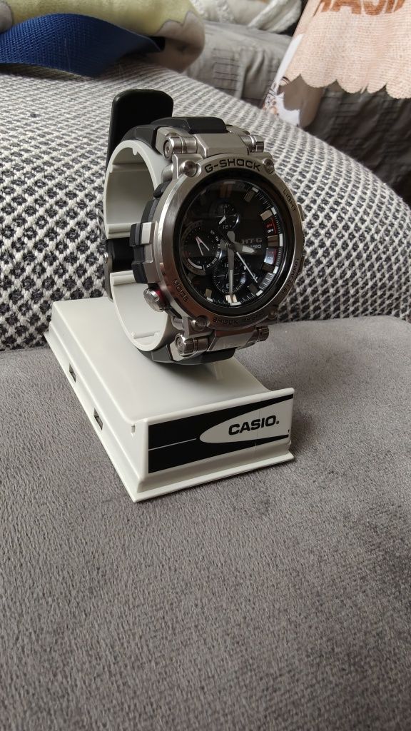 Casio G-Shock MTG-B1000-1AER