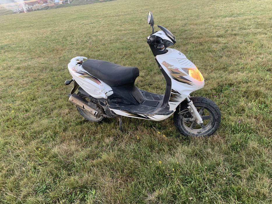 Vad scuter de 49cc vand sau schimb