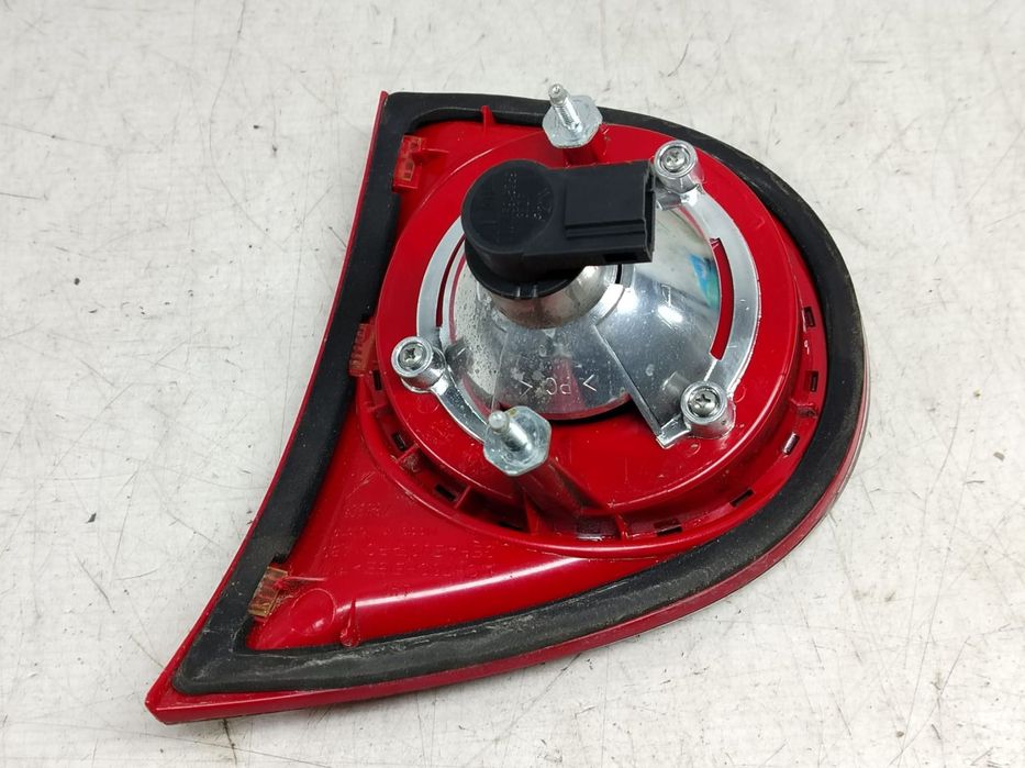 Stop stanga haion 1k6945093e Volkswagen VW Golf 5 [2003 - 2009] 2.0 t