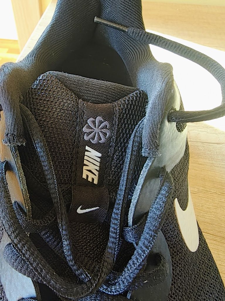 Маратонки Nike running