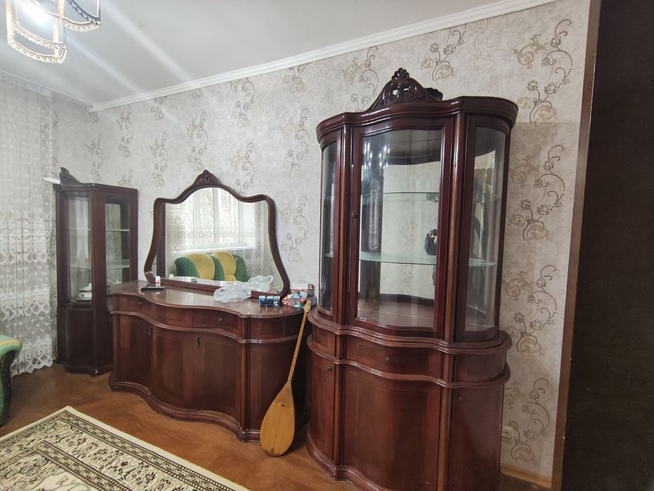 Сервант в зал, спальный, диван