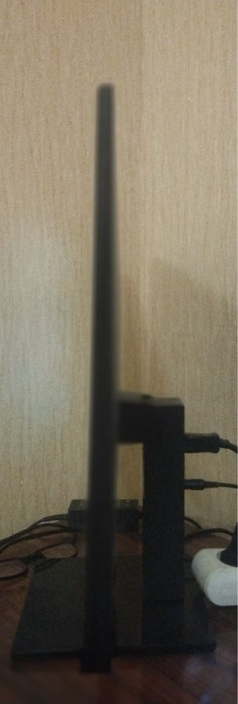 Kompyuter komputer  komplekt case va monitor
