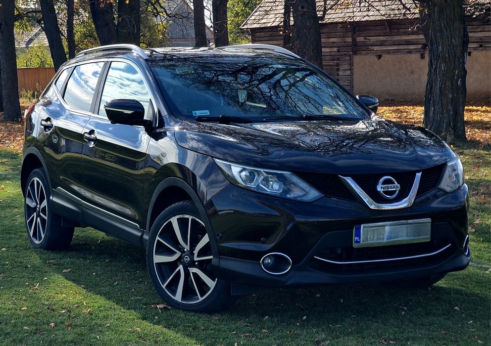 Nissan Qasqai Tekna 4x4-buton