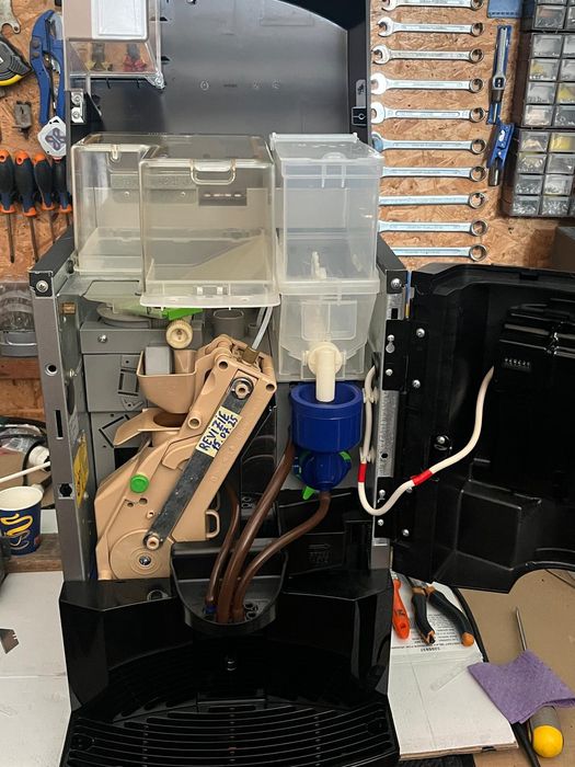 Aparat cafea Necta Koro Prime – revizie completă, doar 20.000 cafele!