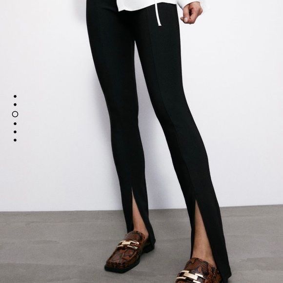 Черен клин Zara.