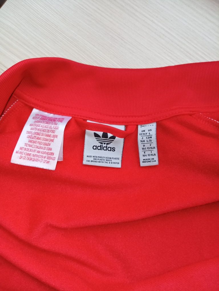 bluza adidas roșie  originala 13-14 any
