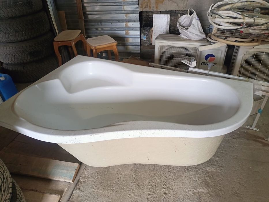 Ванна сатылады, угловая