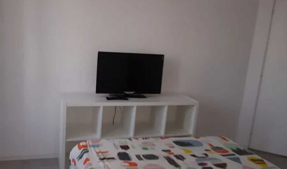 Дава се под наем Едностаен апартамент в Пловдив, Център - 40 кв.м за 204 € - Снимка #1