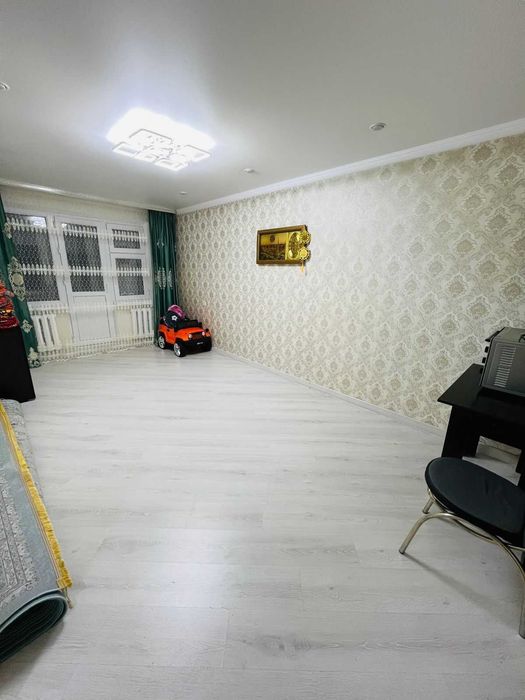 продается 2 ком квартира район Дом быта