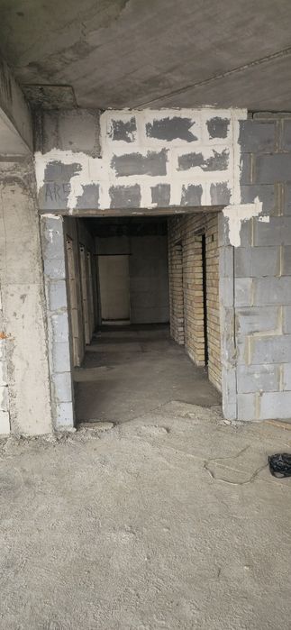 Дом новостройка коробка с перегародками 200квм