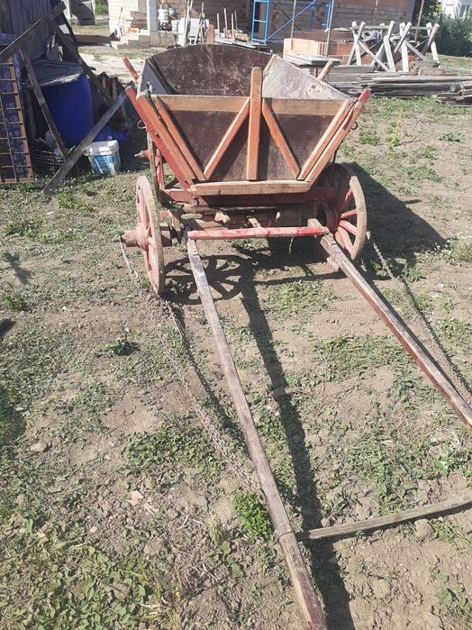 Конска каруца в добро състояние