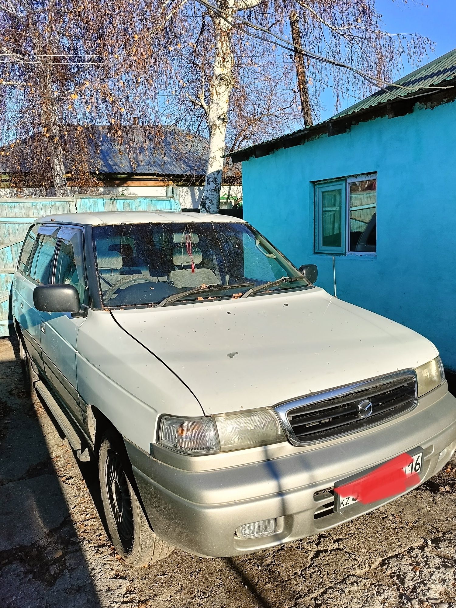 Продам мазда MPV