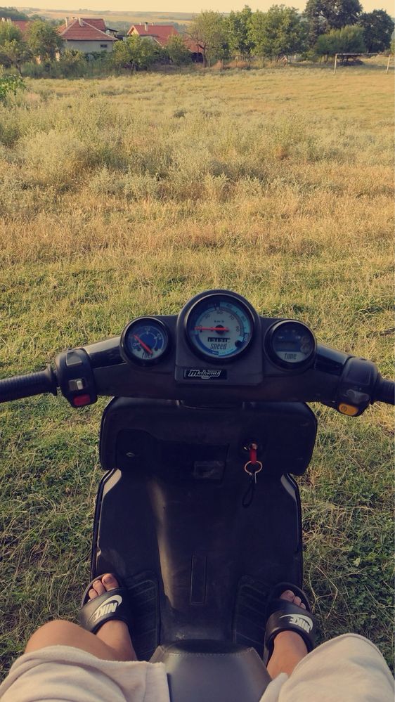 Продава се Malaguti F12 Phantom