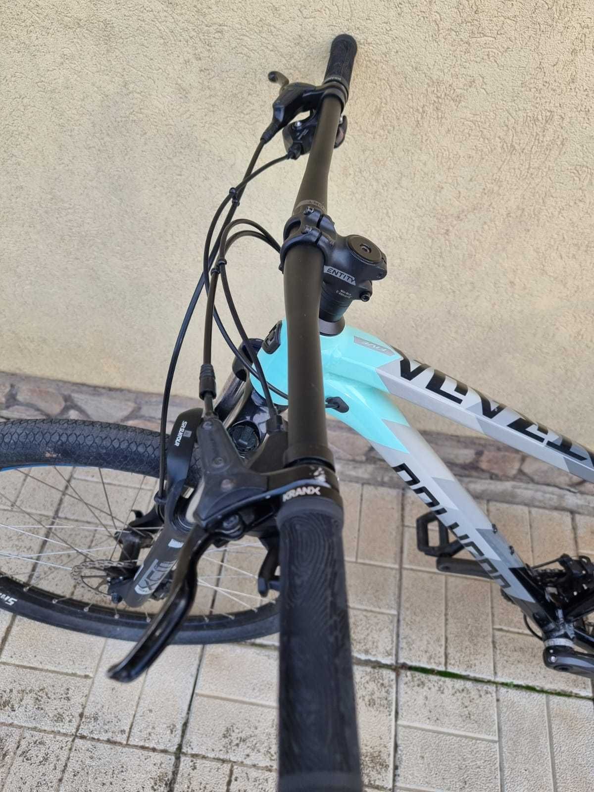 Polygon Xtrada 5